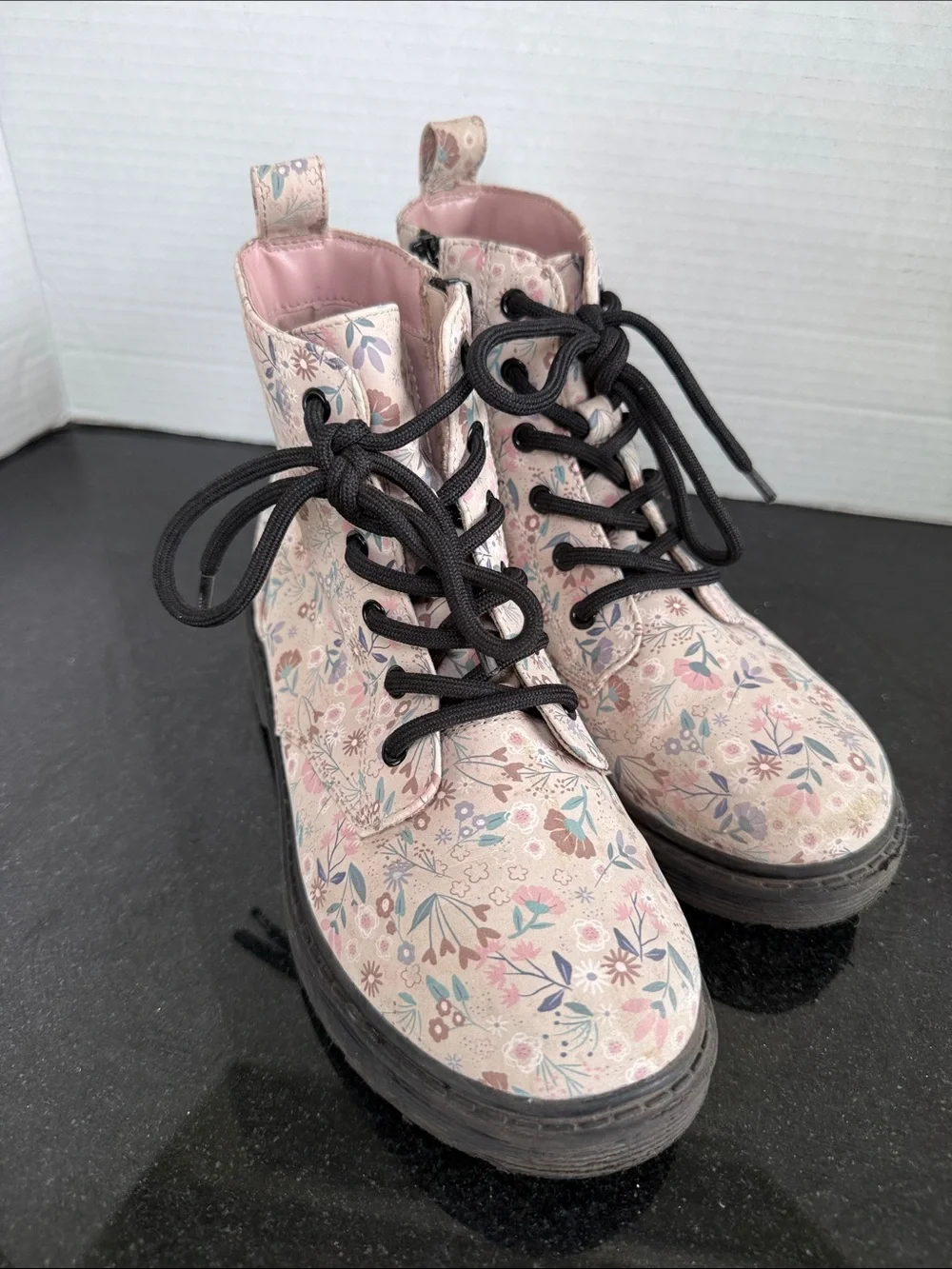 Art Class Girls Zip Zipper Floral Lace-Up Combat Boots Size 3